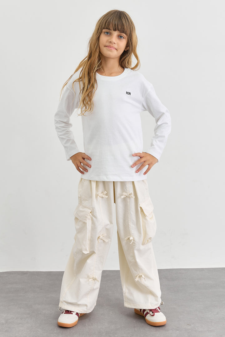 טי שירט אוברסייז שרוול ארוך בשילוב רקמה | לבן