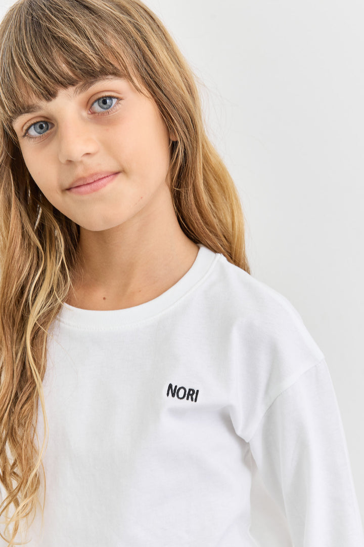 טי שירט אוברסייז שרוול ארוך בשילוב רקמה | לבן