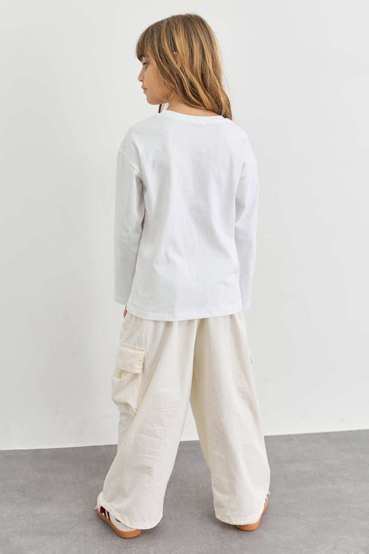 טי שירט אוברסייז שרוול ארוך בשילוב רקמה | לבן