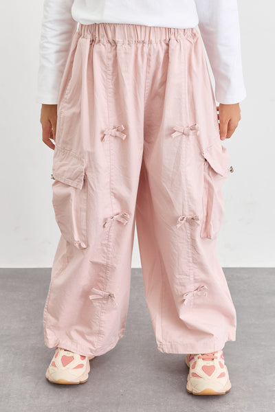 מכנסי דגמ"ח דיטיילז פפיונים וסיומת גומי | ורוד