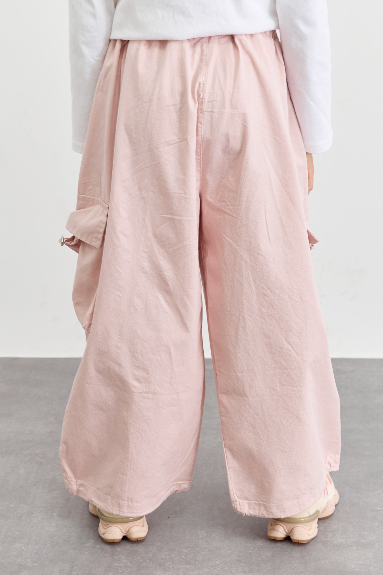 מכנסי דגמ"ח דיטיילז פפיונים וסיומת גומי | ורוד