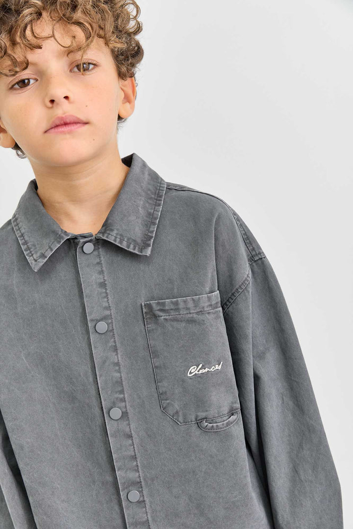 מכופתרת אוברסייז בשילוב רקמה | אפור