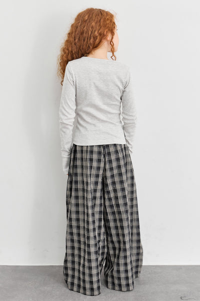 חולצת בייסיק צווארון ניקי ושרוול כפפה | אפור