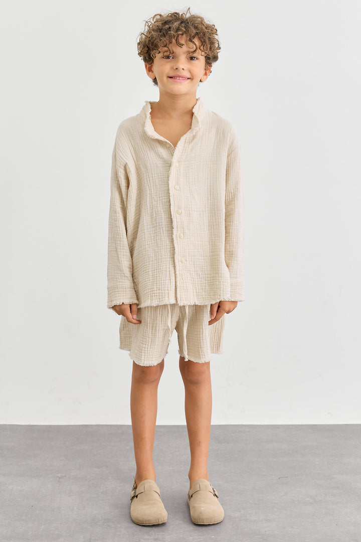 חליפת טטרה מכופתרת ושורטס בסיומת פרומה | בז'