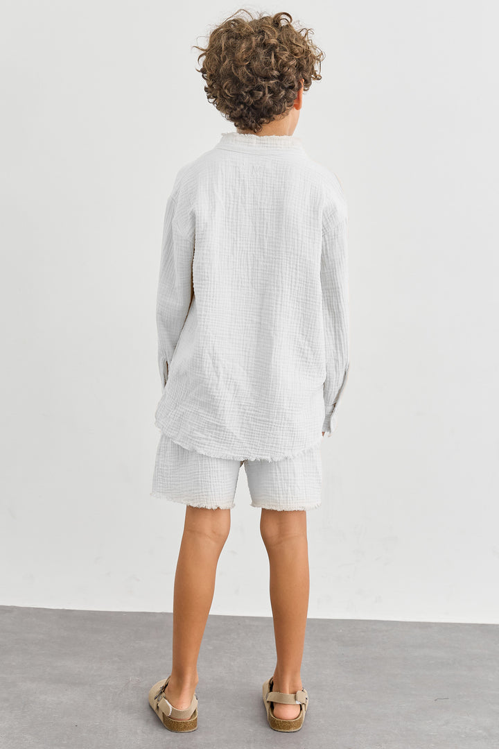 חליפת טטרה מכופתרת ושורטס בסיומת פרומה | לבן