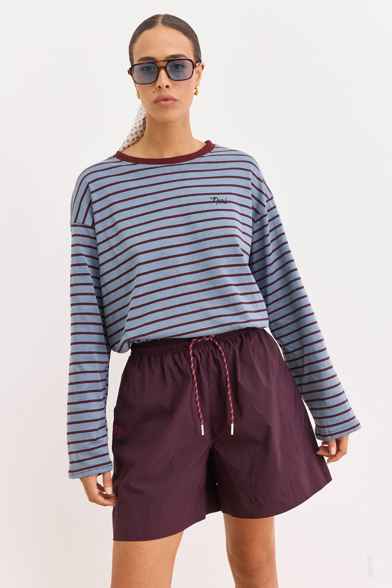 חולצת פסים טים גזרת אוברסייז | כחול/בורדו