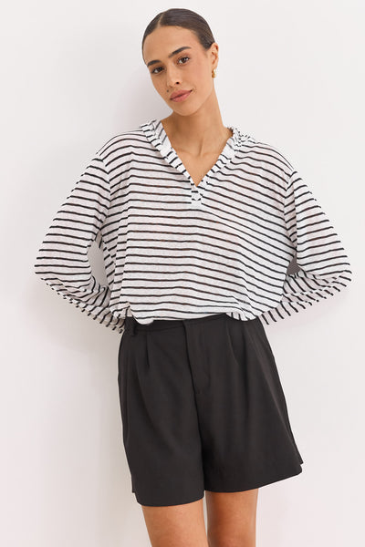 חולצת קפוצ'ון אריאל סטרייפס בד שקפקף | לבן/שחור