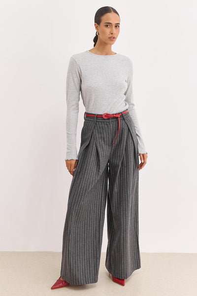 מכנסיים מחויטים אוניל סטרייפס גזרה מתרחבת | אפור/לבן