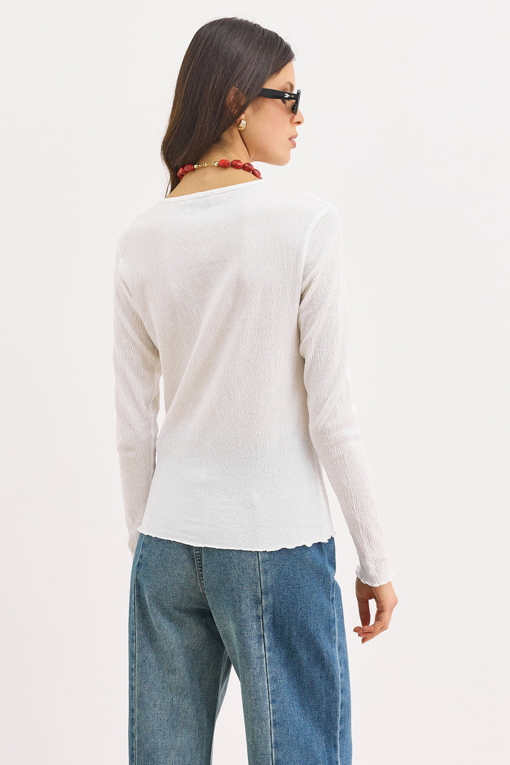חולצת בייסיק אמנדה סיומת בייבילוק | לבן