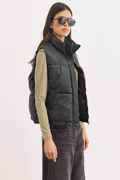 ווסט פוף אוסקר דמוי עור | שחור