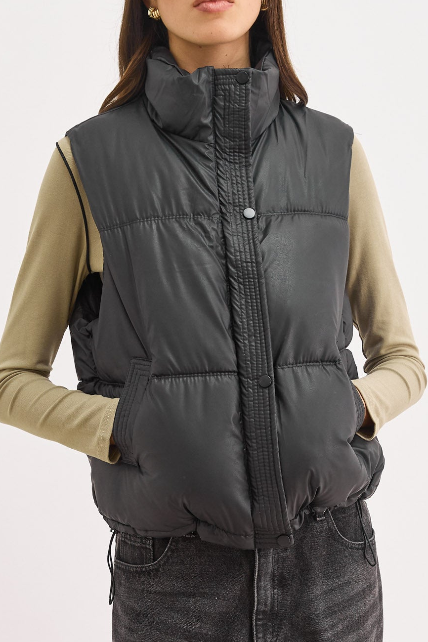 ווסט פוף אוסקר דמוי עור | שחור