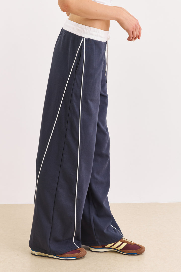 מכנסי פרנץ' טרי נסיה חגורה מובלטת | כחול נייבי