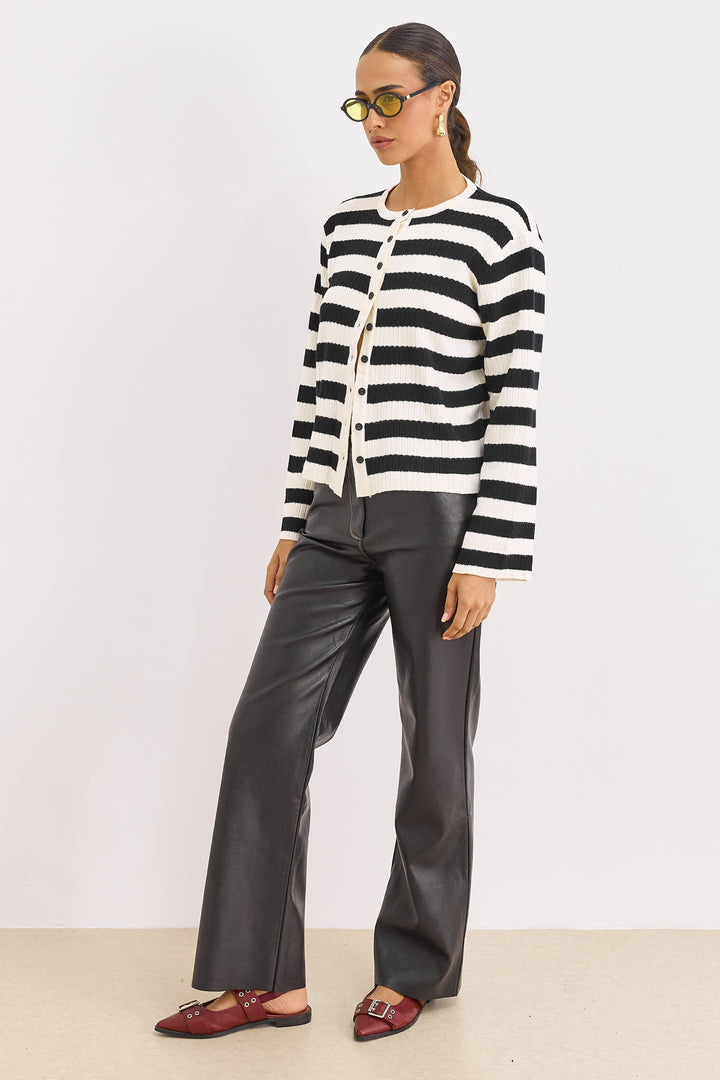 קרדיגן סריג לוסי סטרייפס | קרם/שחור