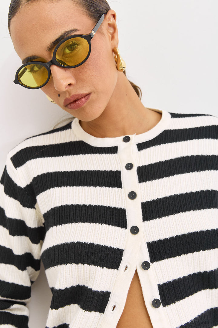 קרדיגן סריג לוסי סטרייפס | קרם/שחור
