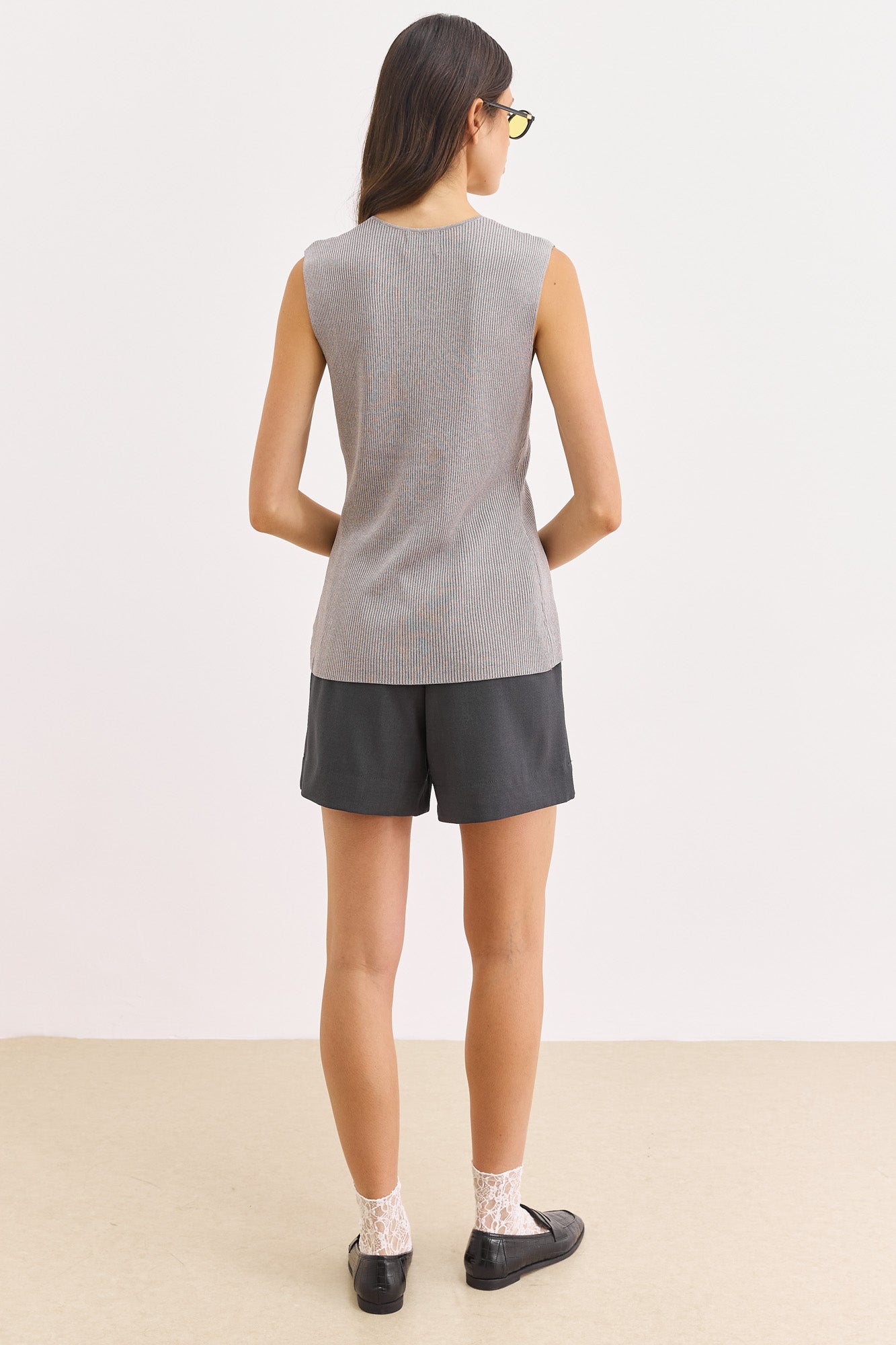 ווסט סריג קיטון בשילוב לייבל | אפור