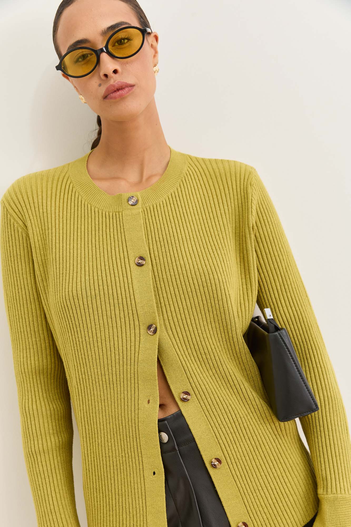 סריג כפתורים ליאנה שרוולים רחבים | ירוק