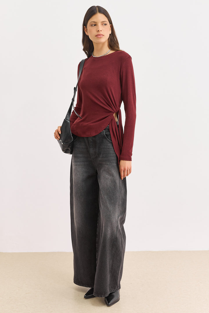חולצת קלי דיטייל קשירה | בורדו