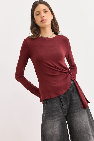 חולצת קלי דיטייל קשירה | בורדו