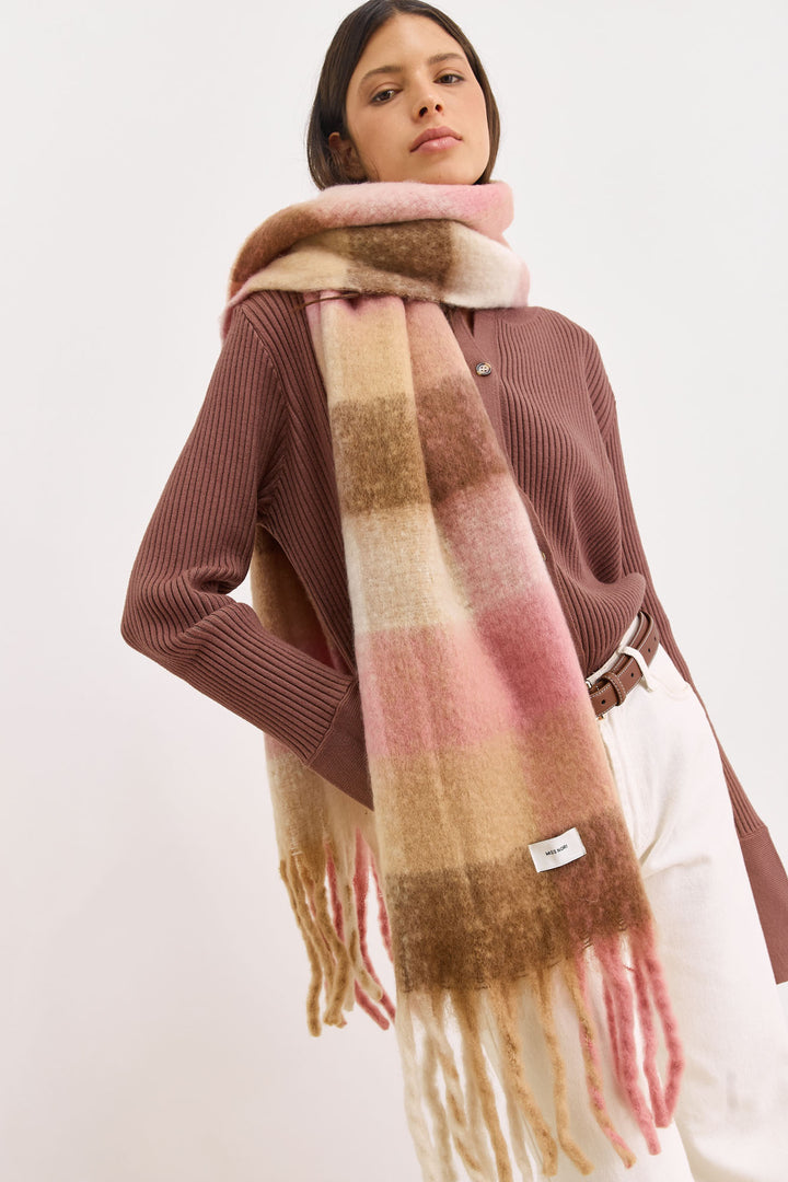 צעיף משבצות דנבר סיומת פרנזים | ורוד/חום