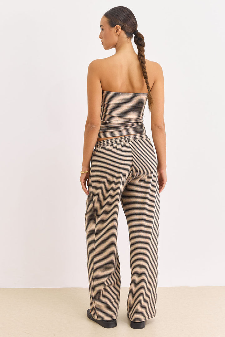 טופ סטרפלס ולנטין סטרייפס | מוקה/נייבי