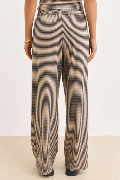 מכנסי ולנטין סטרייפס גזרה ישרה | מוקה/נייבי