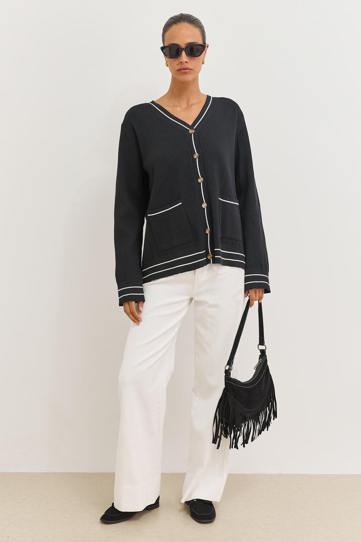 קרדיגן סריג אלאיה בשילוב כיסים |  שחור/לבן