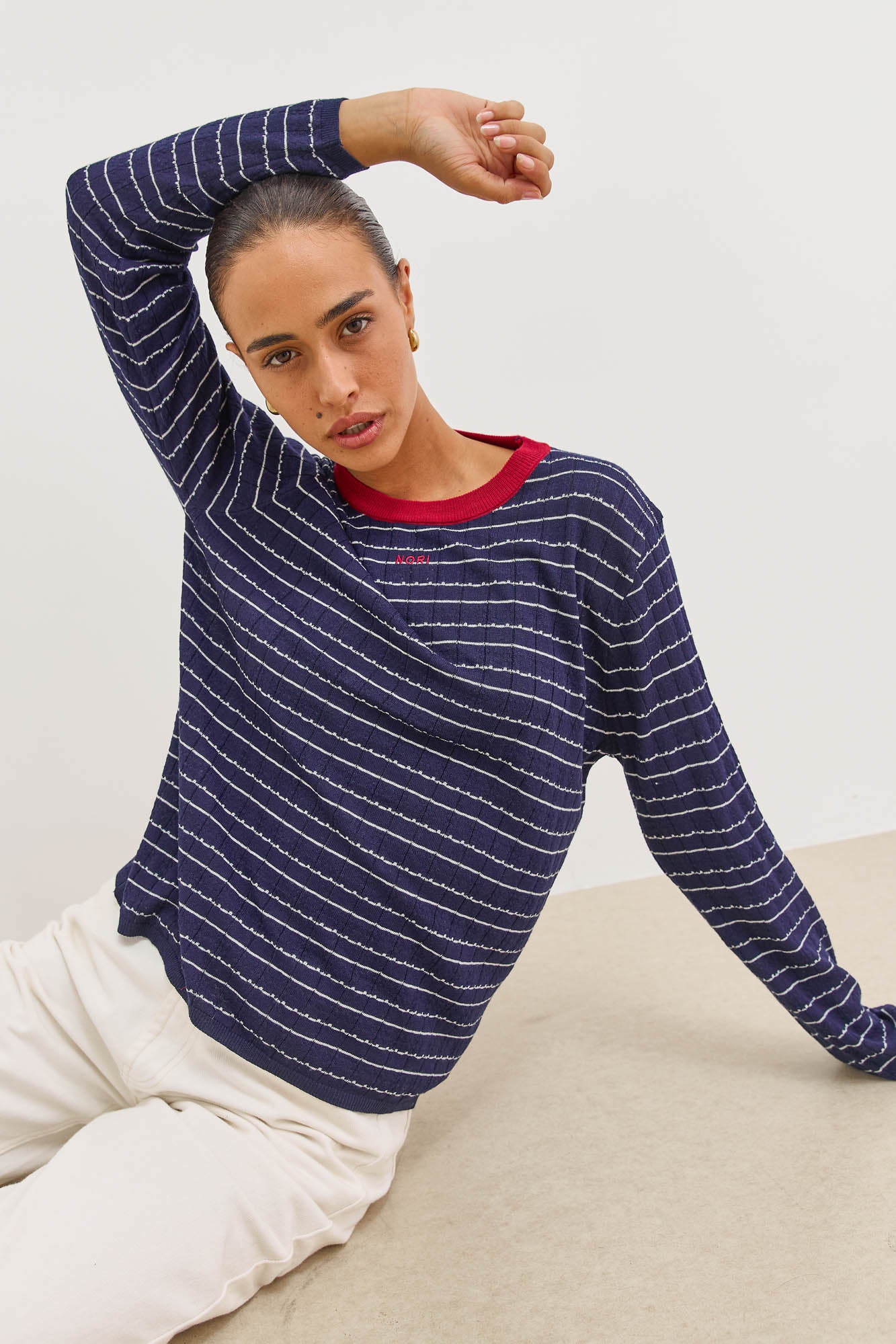 סריג ניקה סטרייפס צווארון מובלט | כחול נייבי/אדום