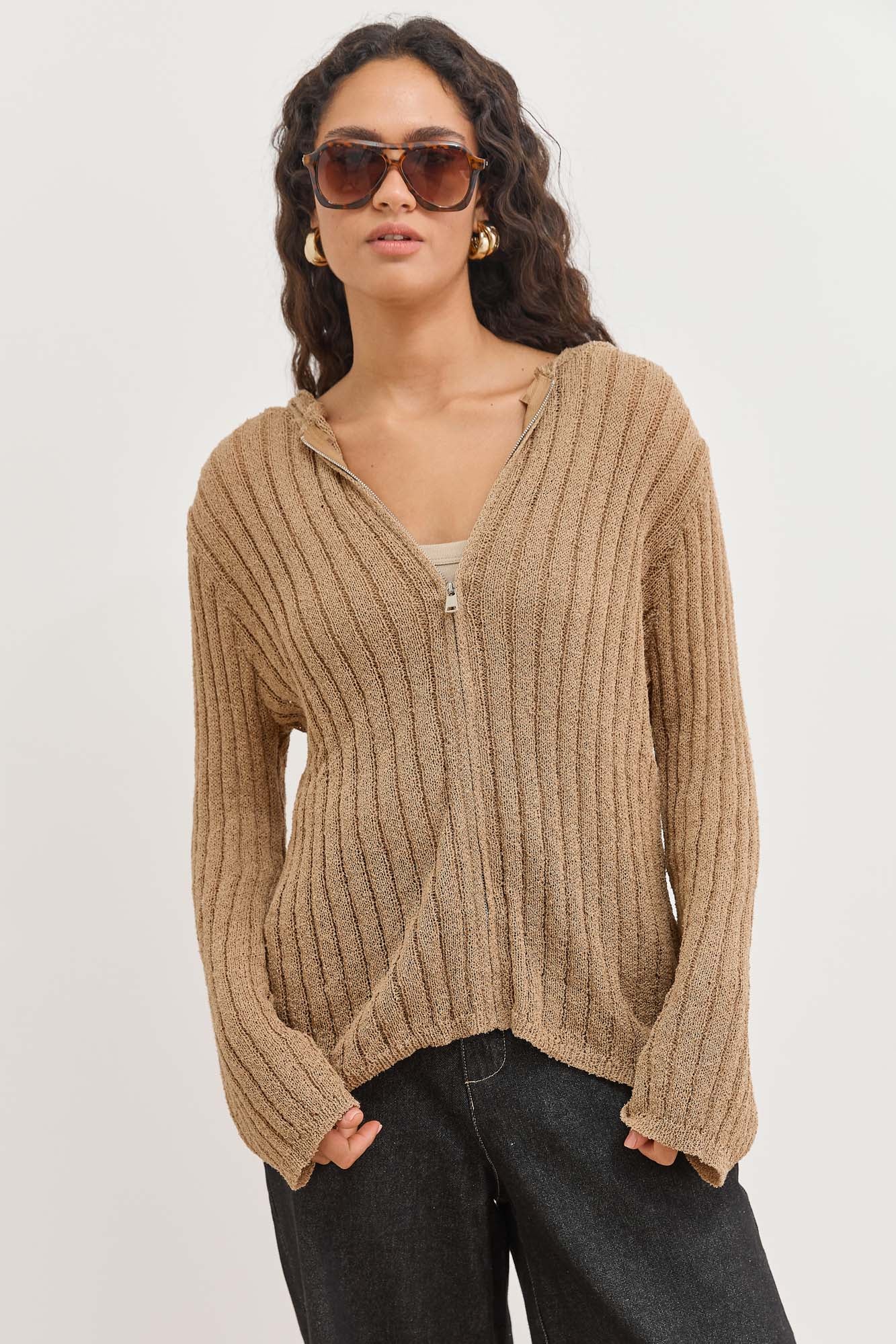 סריג קפוצ'ון טראפל בשילוב רוכסן | חום