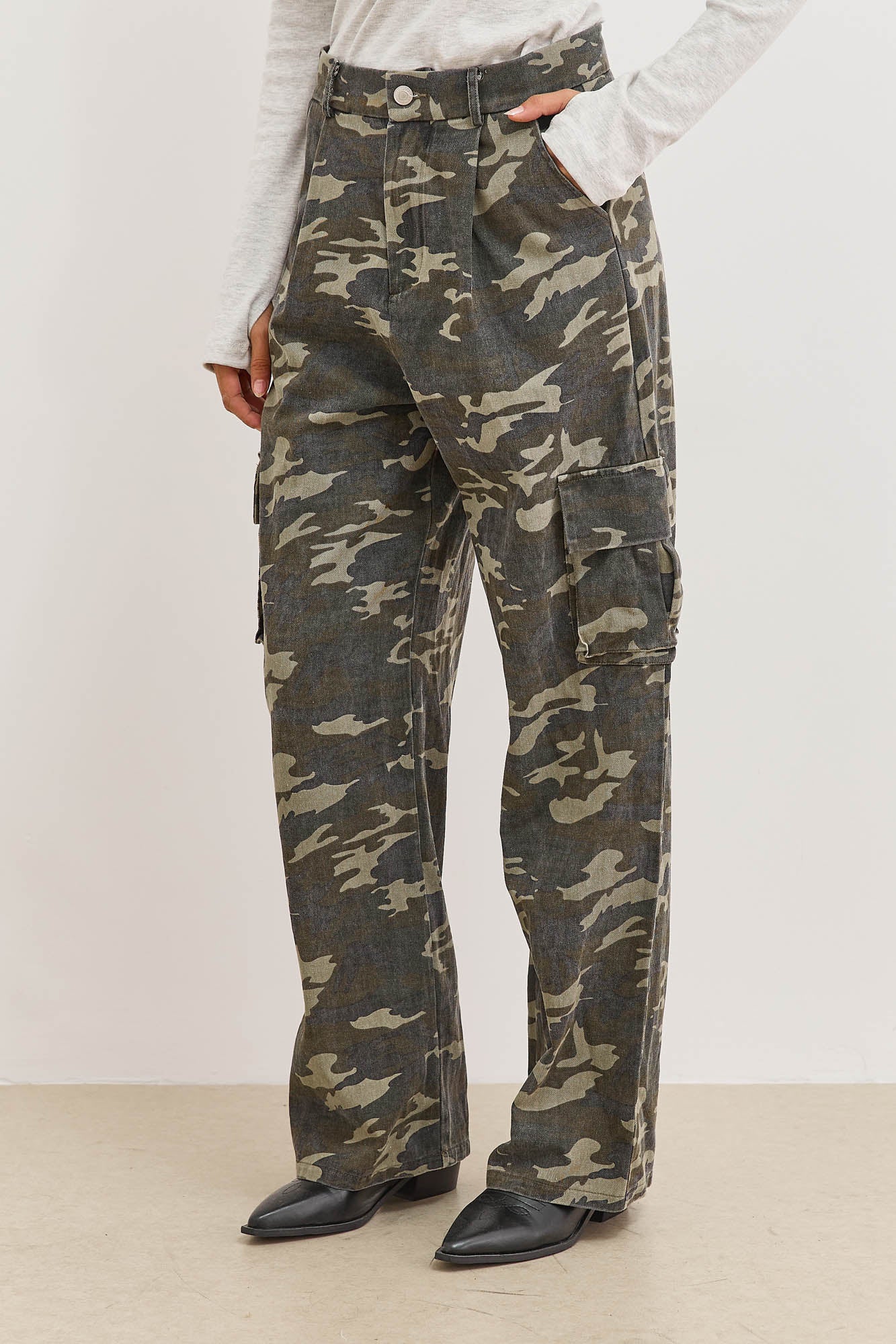 מכנסי דגמ"ח ראיין קמופלאז' גזרת אוברסייז | ירוק זית