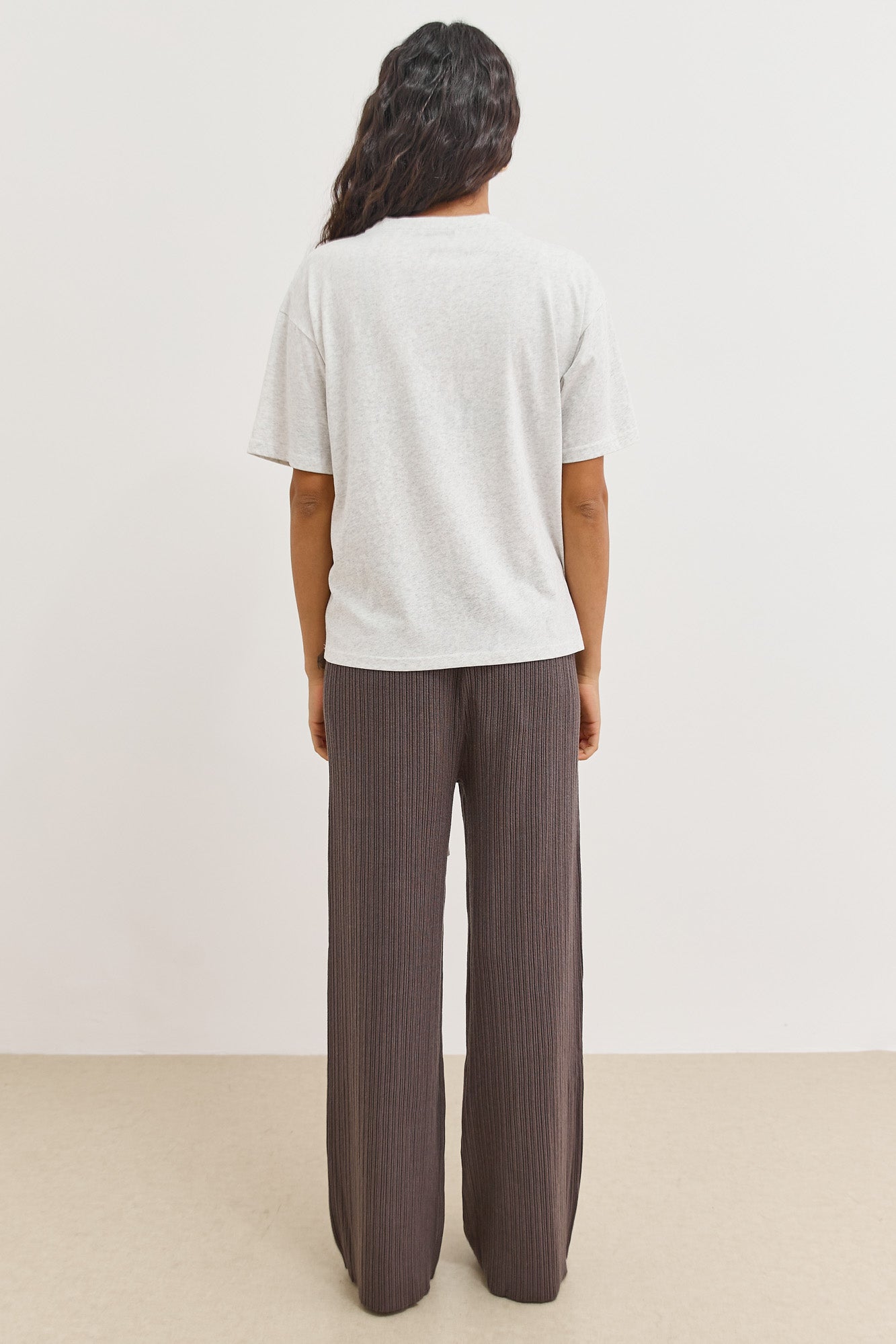 מכנסי סריג נלי טקסטורת פסים | אפור כהה