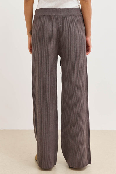 מכנסי סריג נלי טקסטורת פסים | אפור כהה