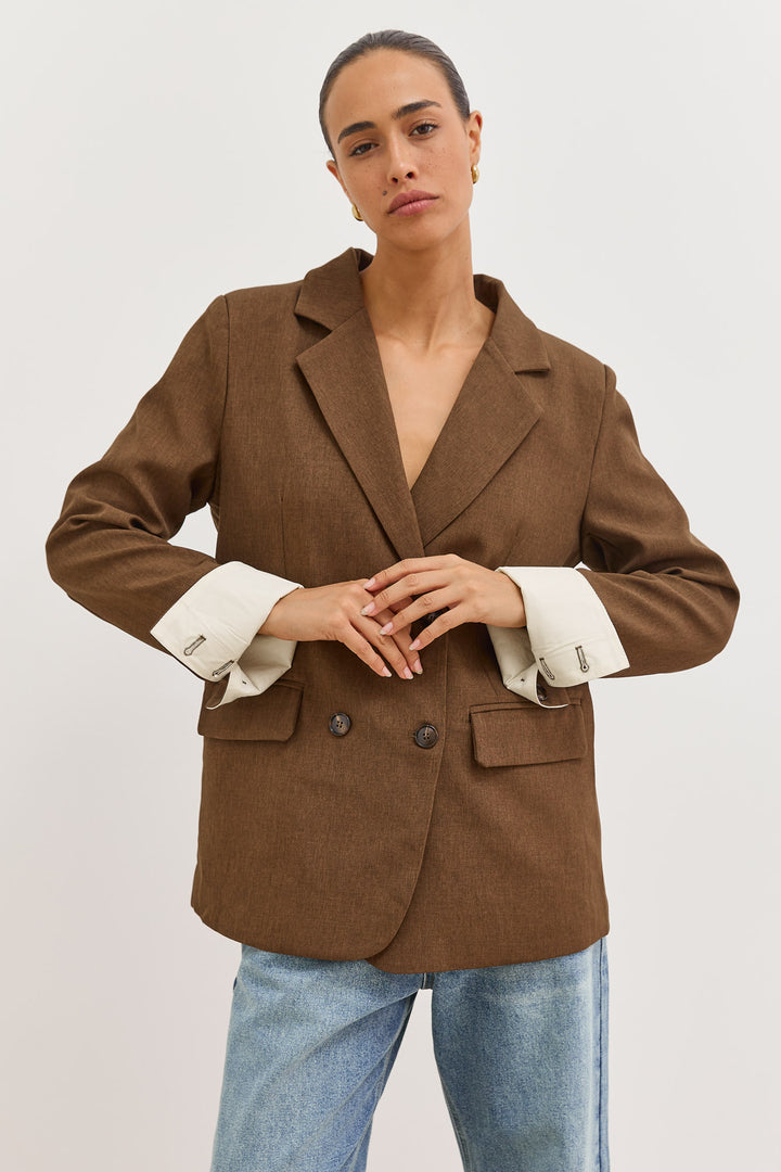 בלייזר מחויט ווינטר שרוול מתקפל | חום