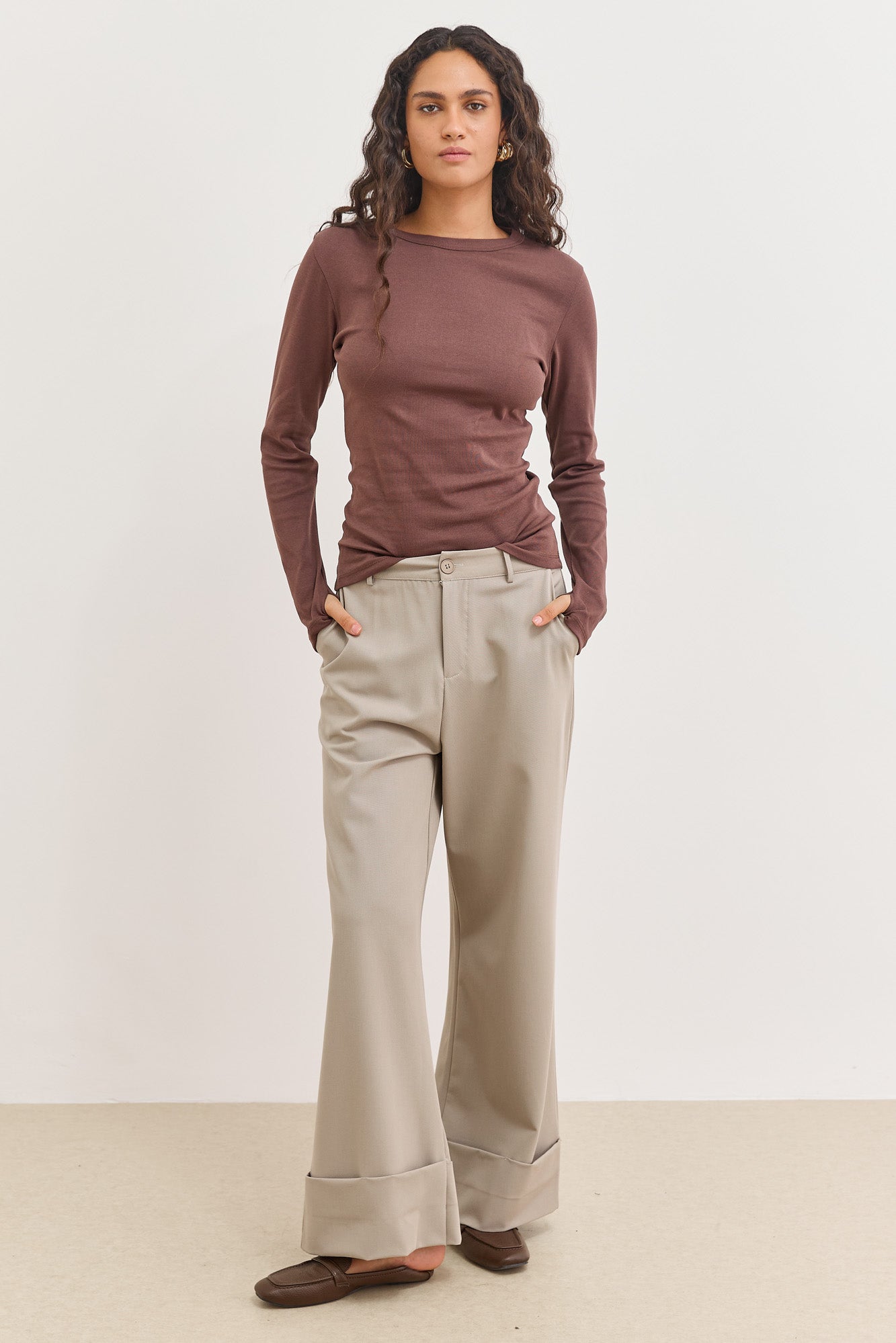 חולצת בייסיק לני שרוול כפפה | חום