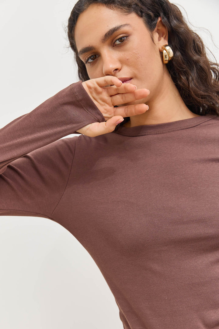 חולצת בייסיק לני שרוול כפפה | חום