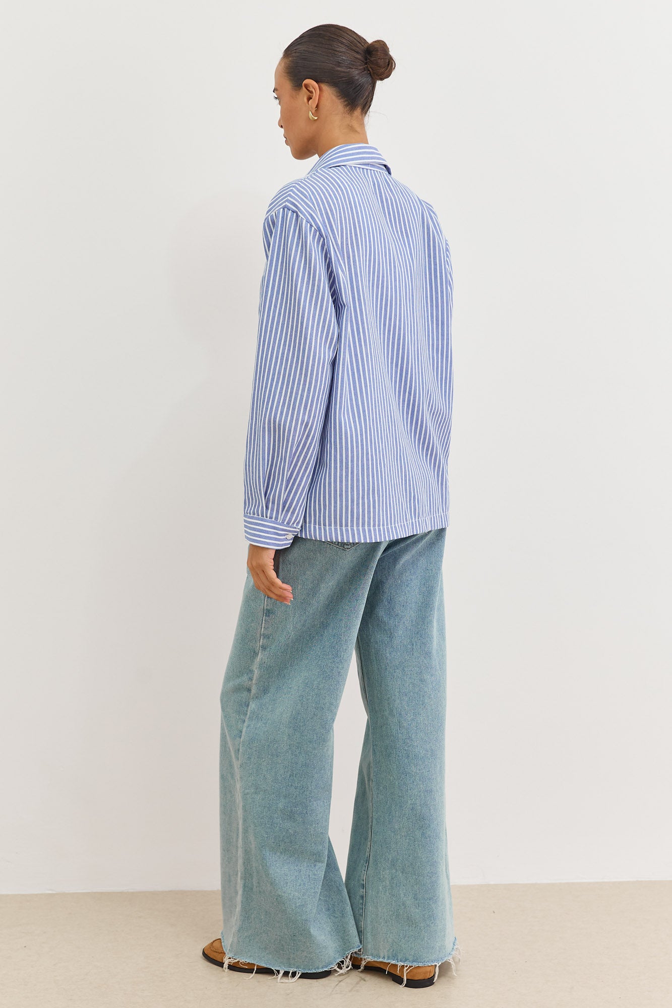 מכופתרת קלייר סטרייפס | כחול/לבן