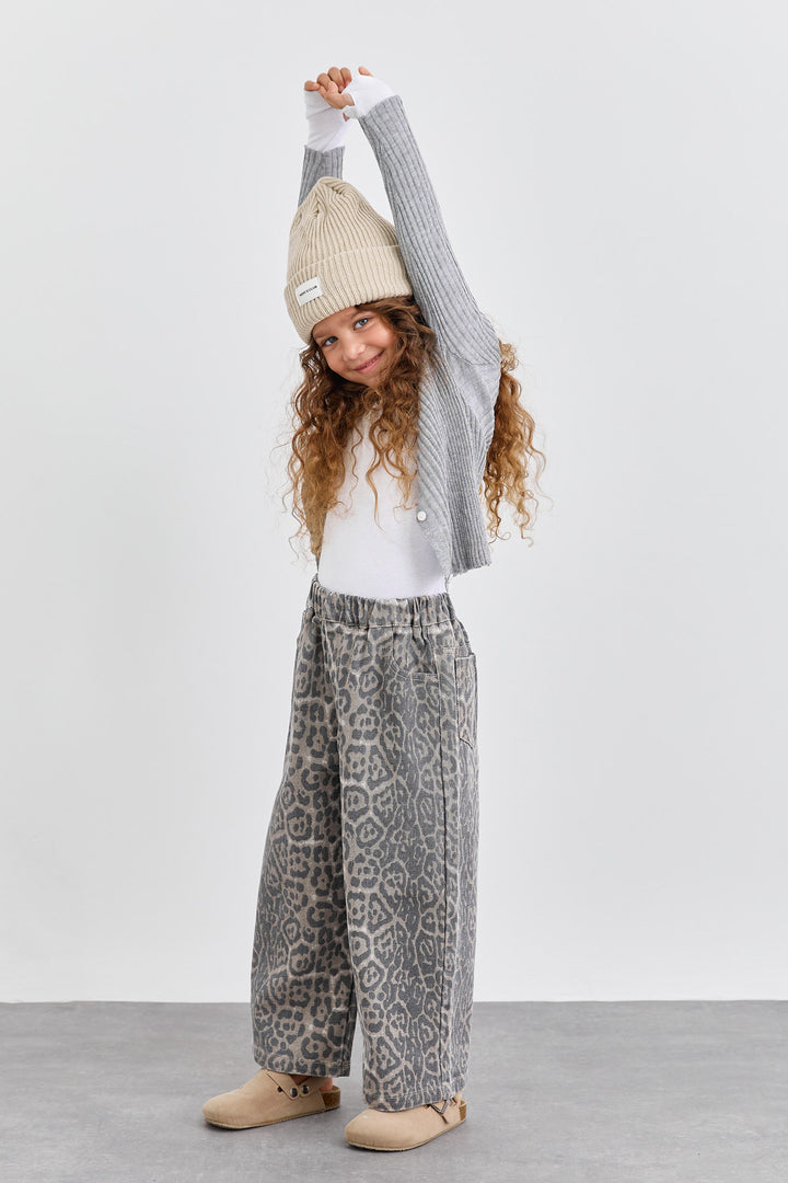 קרדיגן כפתורים מבד סריג מחורר | אפור