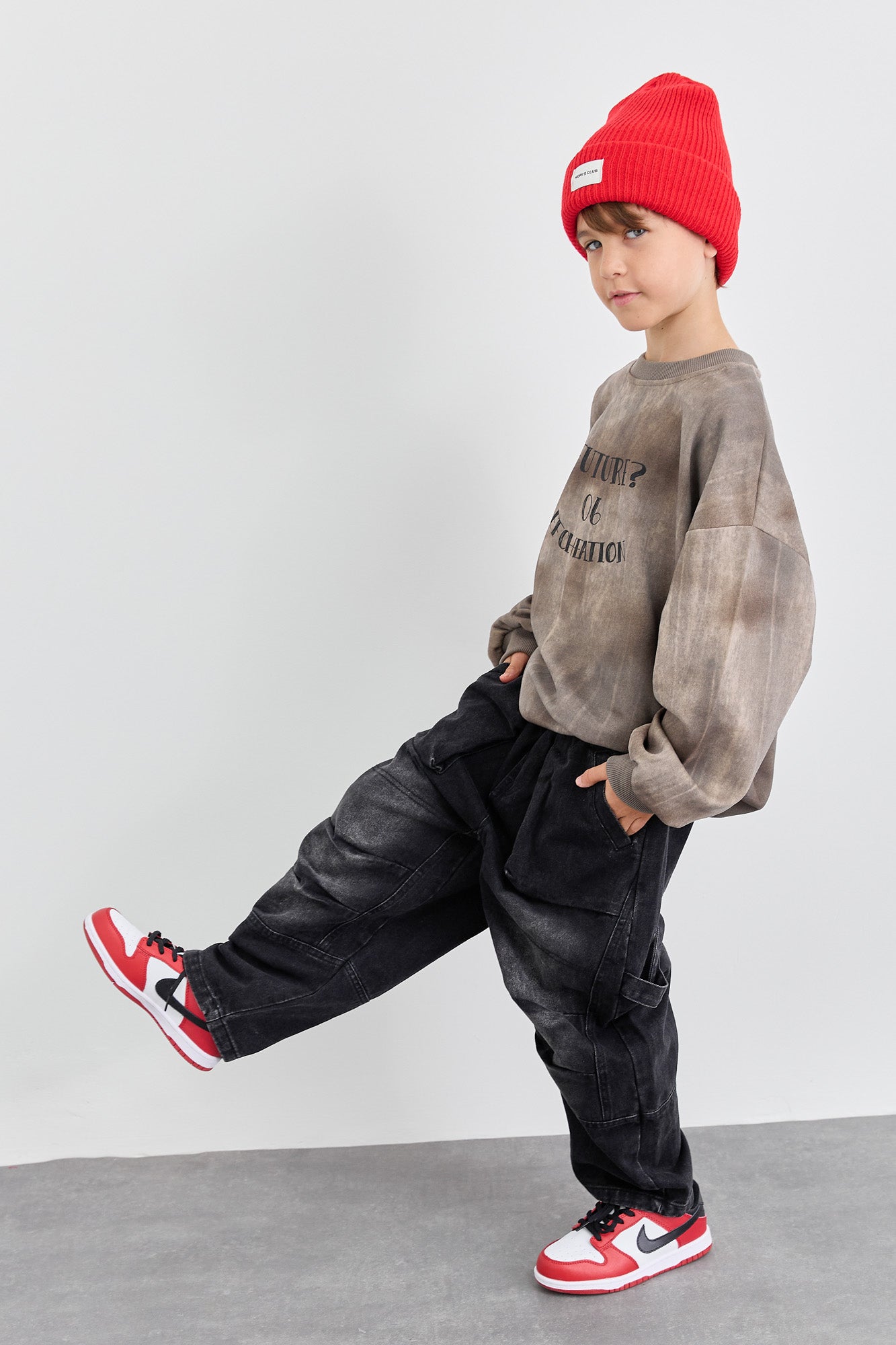 ג'ינס דגמ"ח משופשף עם גומי | שחור