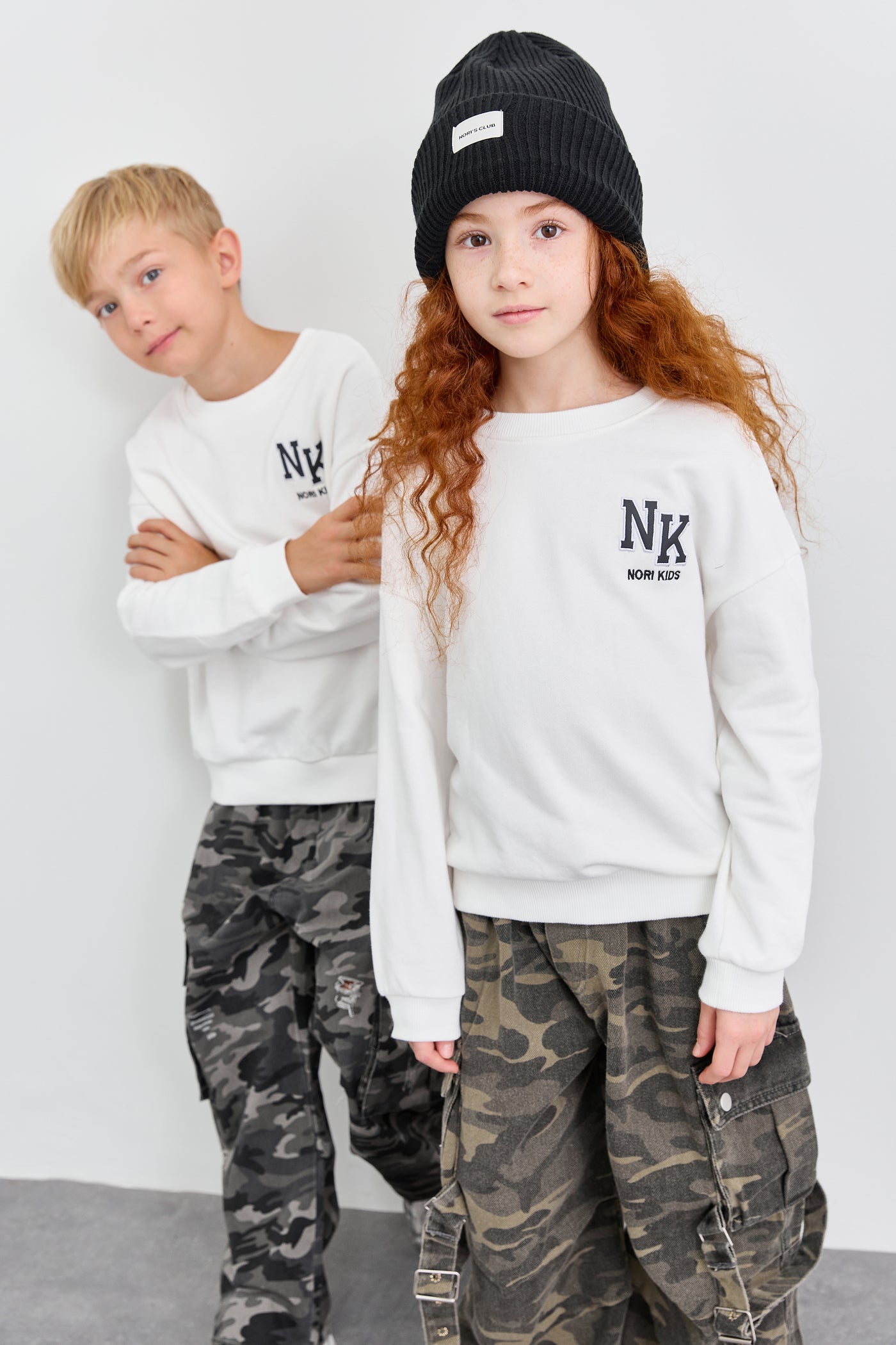 סווישירט פרנץ' טרי NK בשילוב פאץ' | לבן