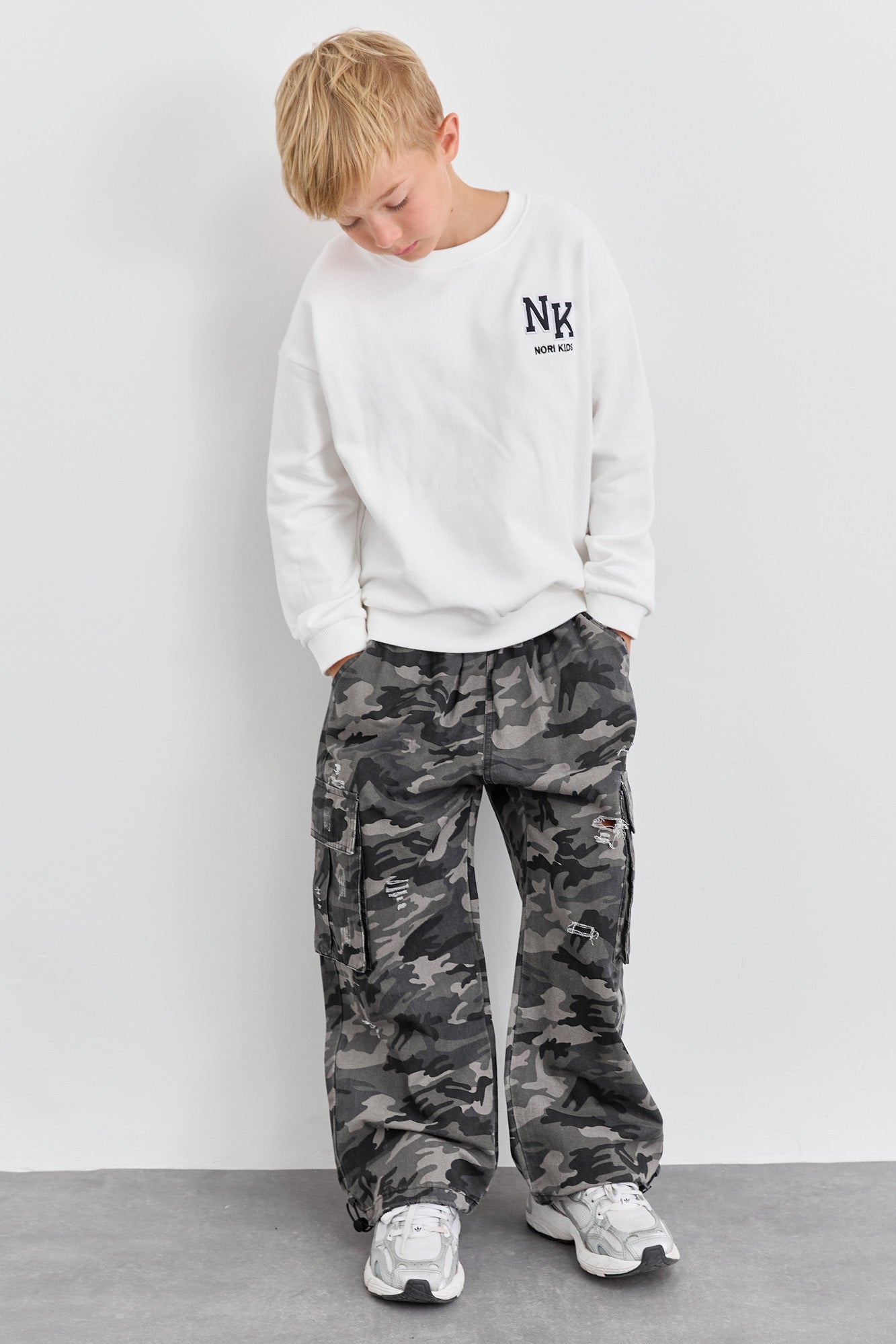 סווישירט פרנץ' טרי NK בשילוב פאץ' | לבן