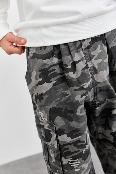 מכנסי דגמ"ח גריי קמופלאז' גזרת אוברסייז | אפור