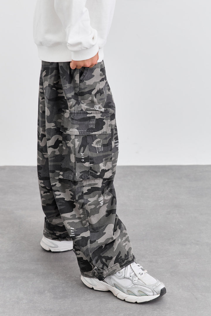 מכנסי דגמ"ח גריי קמופלאז' גזרת אוברסייז | אפור