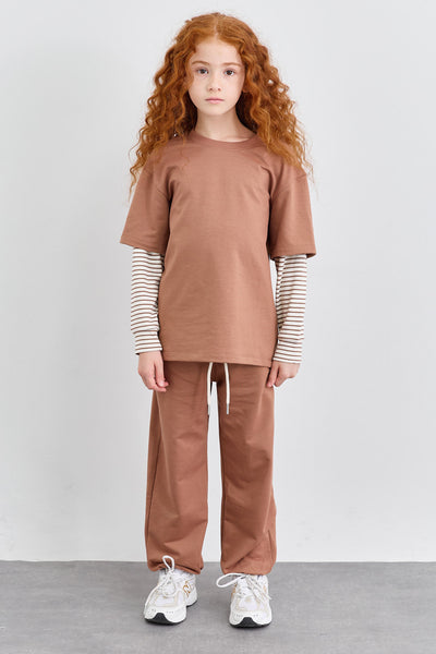 חליפת שני חלקים טי שירט שרוול ארוך בד משולב ומכנסי בלון | בז'