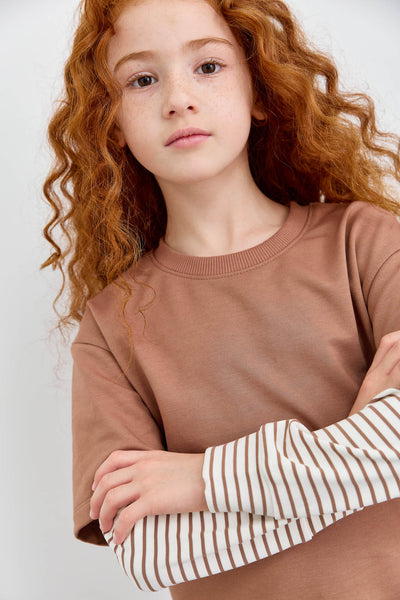 חליפת שני חלקים טי שירט שרוול ארוך בד משולב ומכנסי בלון | בז'