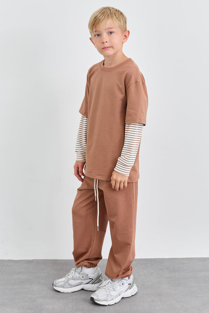 חליפת שני חלקים טי שירט שרוול ארוך בד משולב ומכנסי בלון | בז'