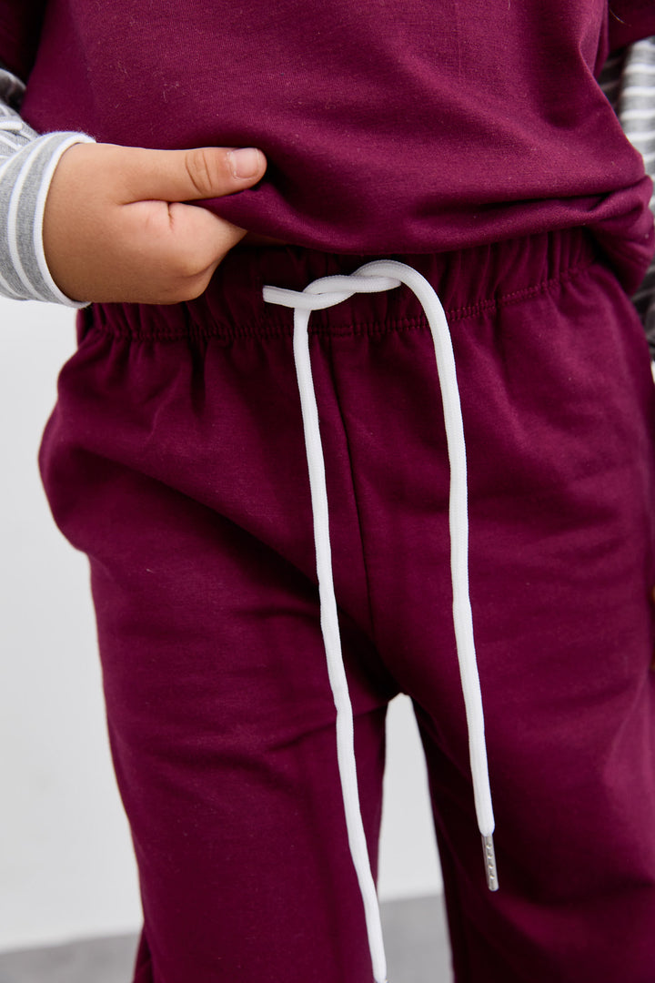 חליפת שני חלקים טי שירט שרוול ארוך בד משולב ומכנסי בלון | סגול