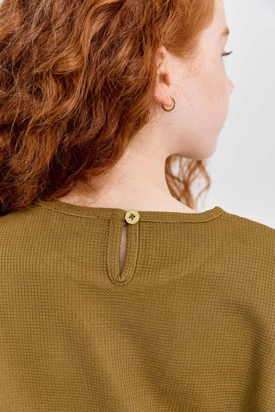 חליפת שני חלקים מבד וופל סיומת פפלום | חום