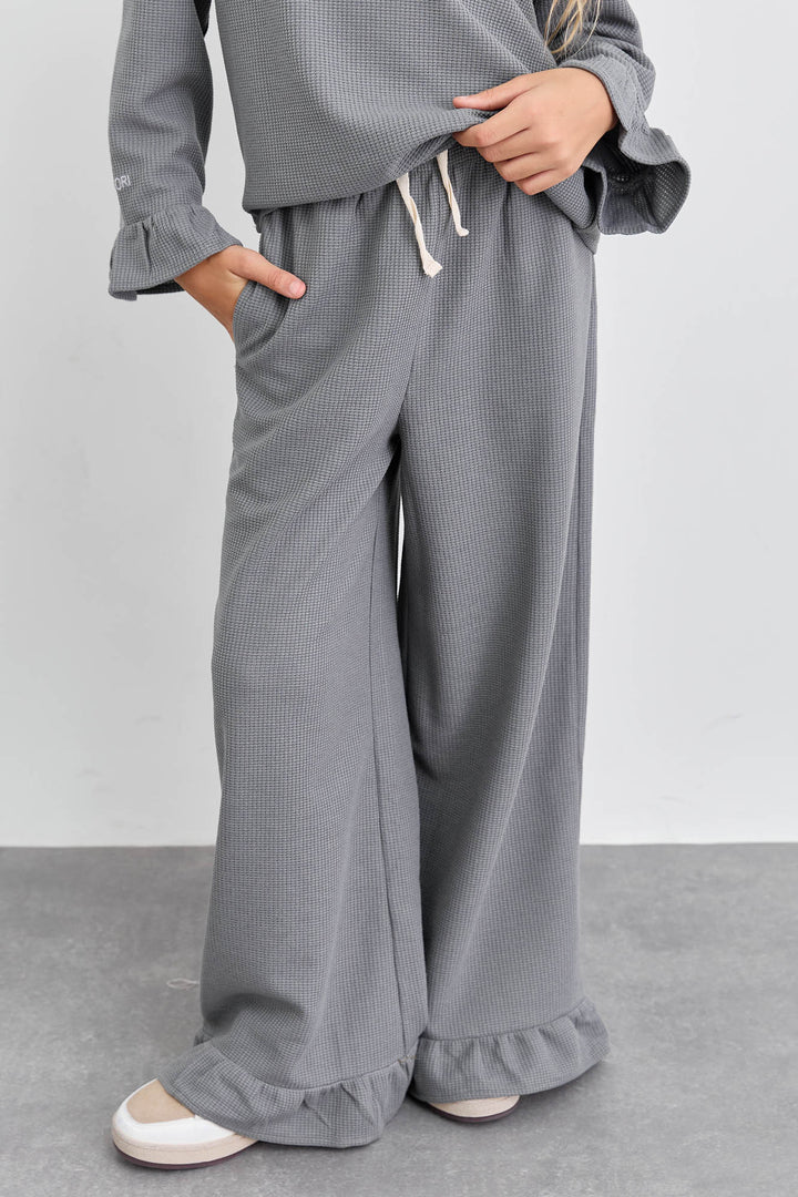 חליפת שני חלקים מבד וופל סיומת פפלום | אפור