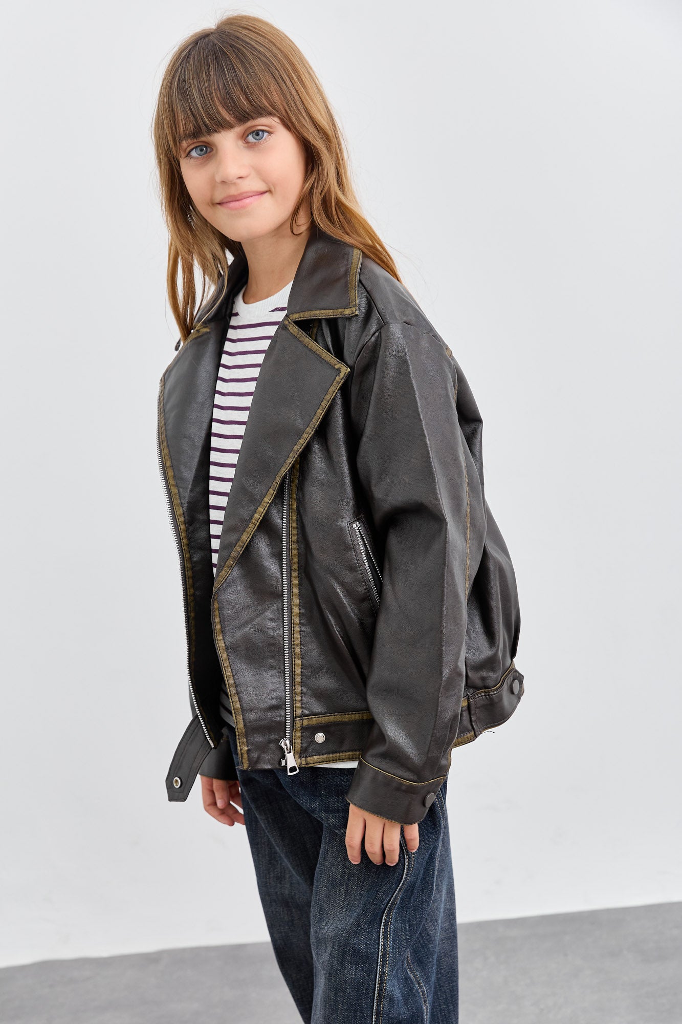 מעיל אוברסייז דמוי עור במראה משופשף | שחור