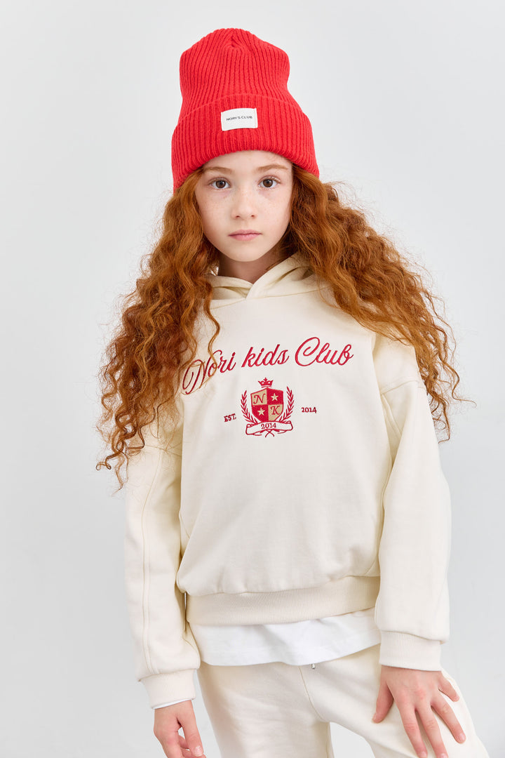 חליפת KIDS CLUB גזרת אוברסייז בשילוב רקמה | קרם