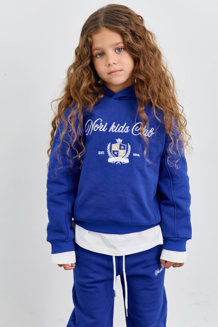 חליפת KIDS CLUB גזרת אוברסייז בשילוב רקמה | כחול